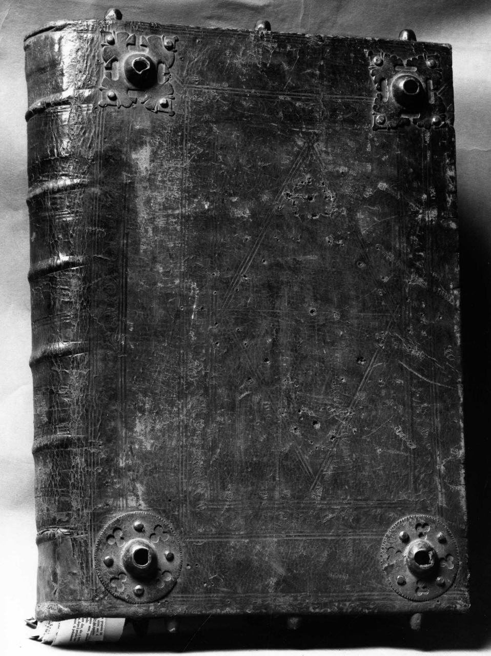 coperta di libro liturgico - produzione toscana (sec. XIV, sec. XVIII)
