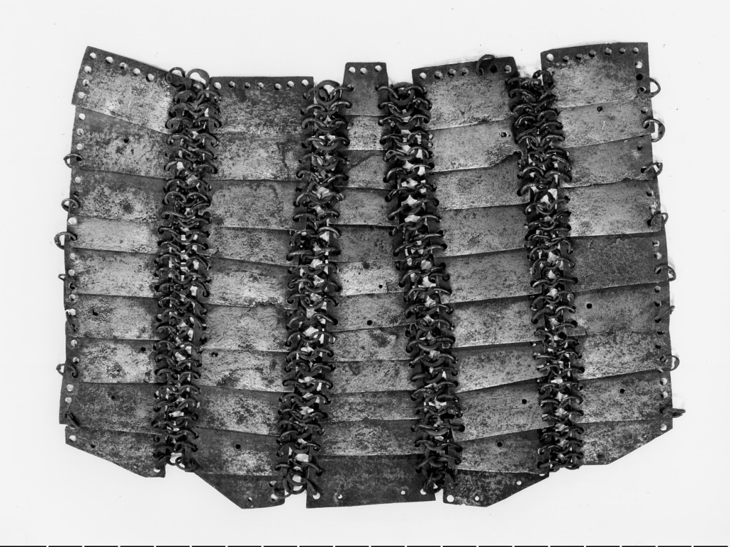 barda a maglia e lamelle, frammento - manifattura ottomana (sec. XVI)