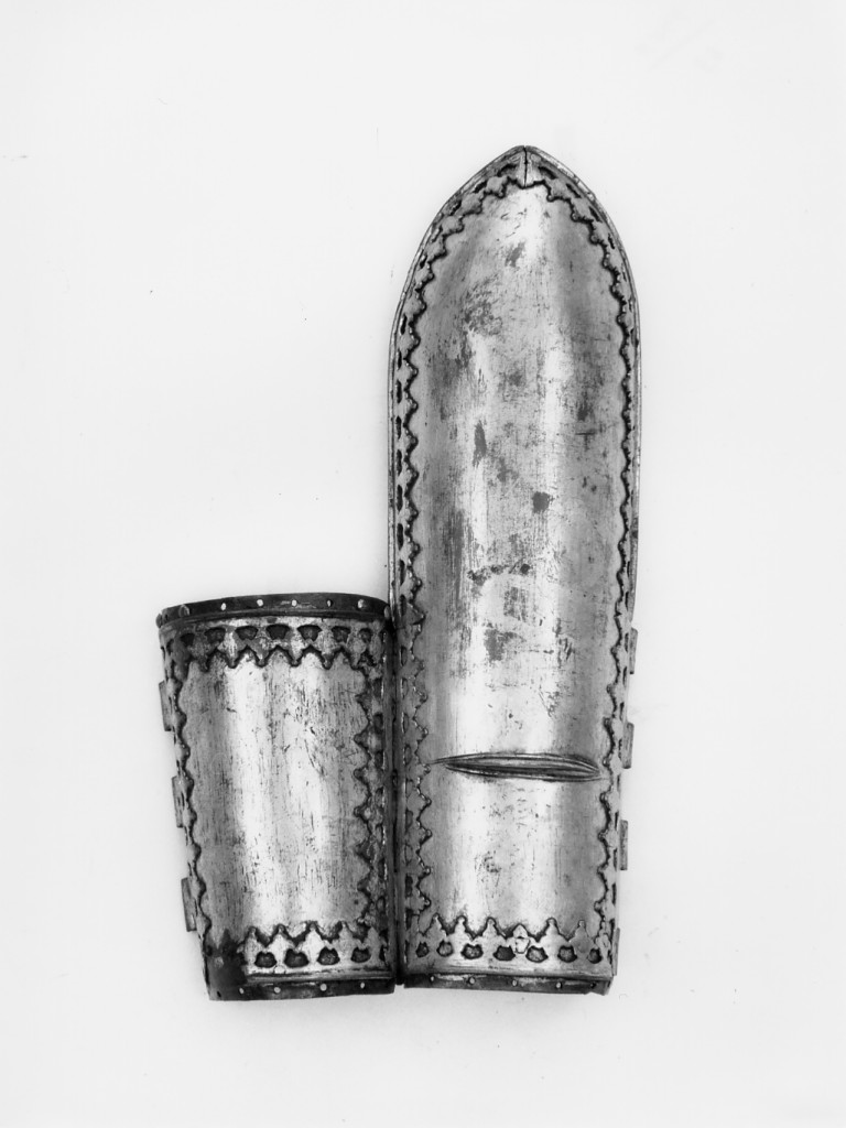 decorazione stilizzata a mandorla centrale (bracciale - dastana, elemento d'insieme) - ambito India centrale (inizio sec. XVIII)