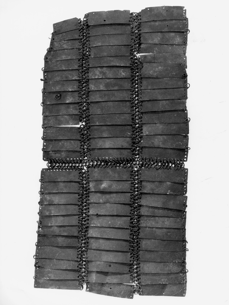 quartiere davanti di barda a maglia e lamelle, frammento - manifattura ottomana (seconda metà sec. XV)