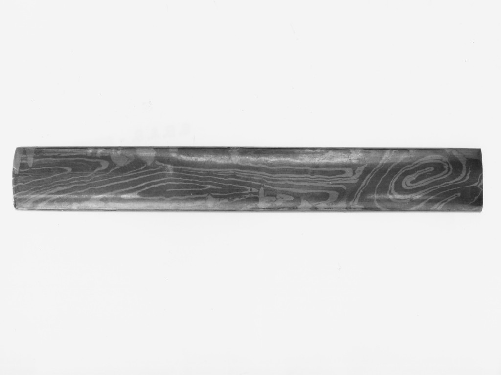 motivo decorativo a finto marmo (impugnatura di coltellino - kozuka, elemento d'insieme) - manifattura giapponese (primo quarto sec. XIX)