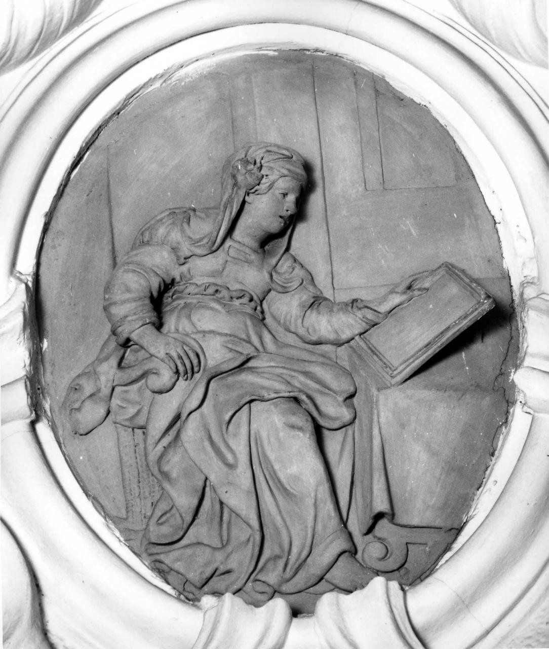 sibilla (rilievo) di Monaccorti Paolo (sec. XVIII)
