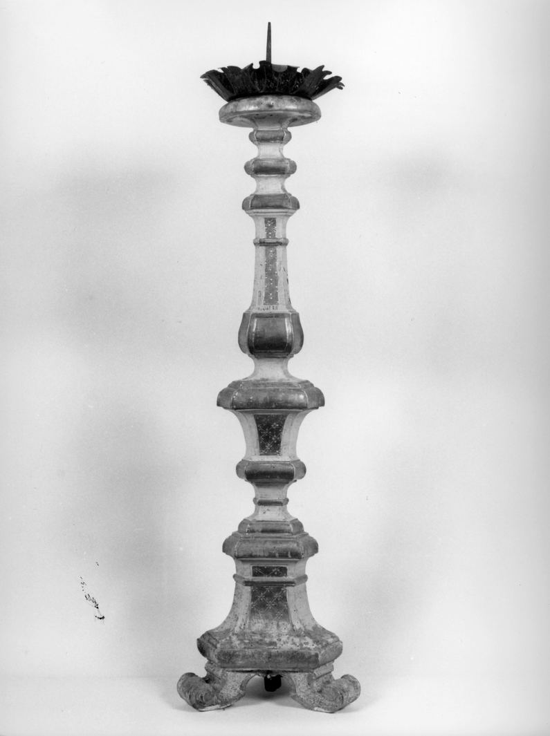 candeliere d'altare, serie - bottega toscana (seconda metà sec. XVIII)