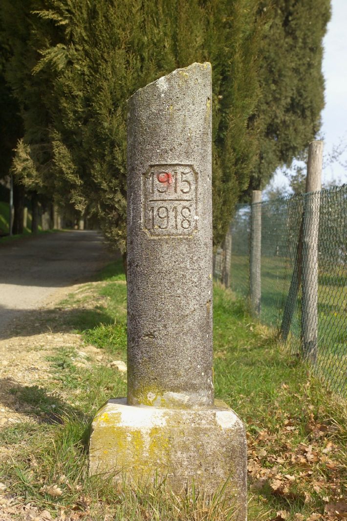 monumento, serie - bottega toscana (prima metà sec. XX)