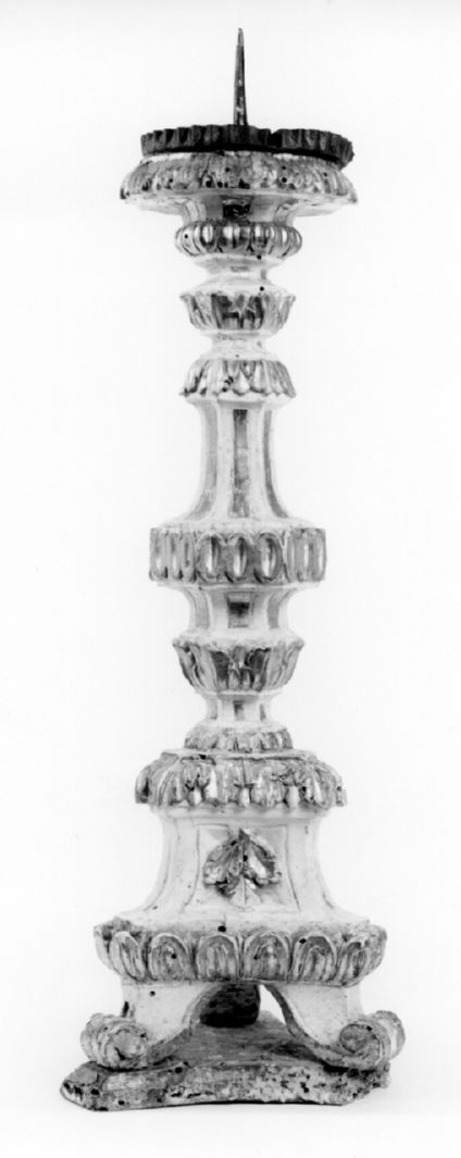 candeliere d'altare, serie - manifattura toscana (seconda metà sec. XVIII)