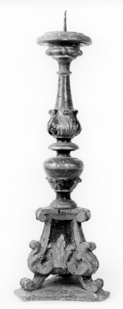 candeliere d'altare, serie - manifattura toscana (seconda metà sec. XVIII)
