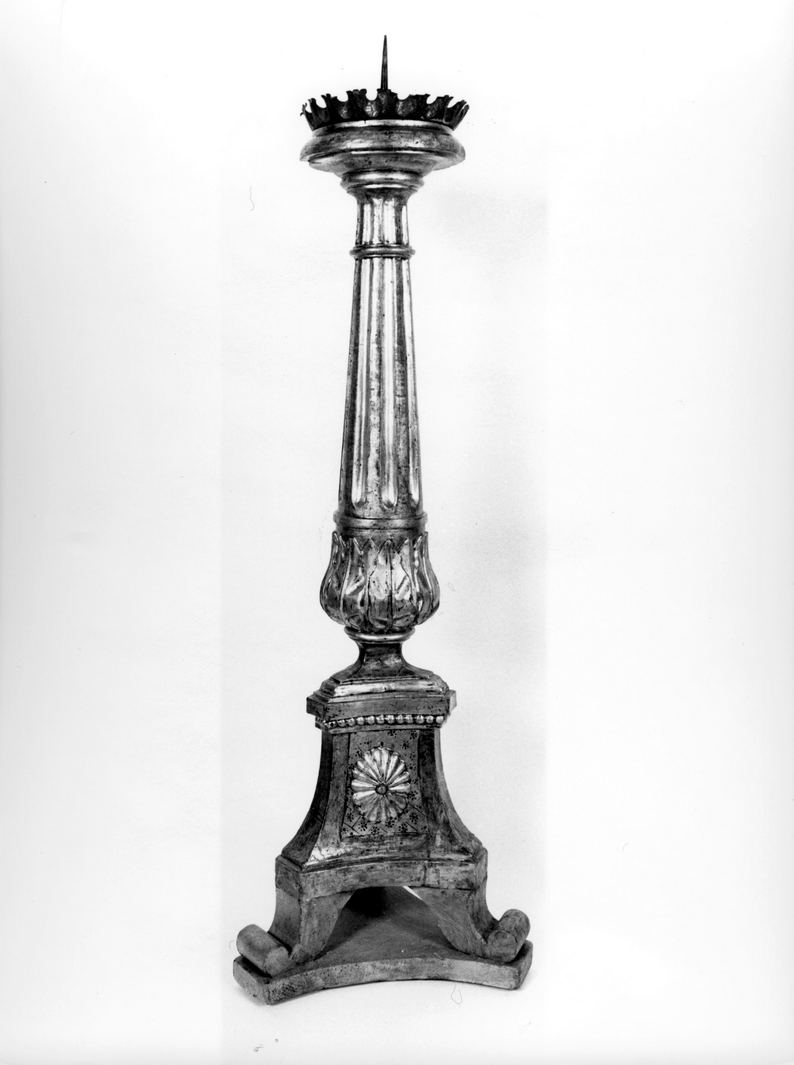 candelabro, serie - bottega toscana (fine/inizio secc. XVIII/ XIX)