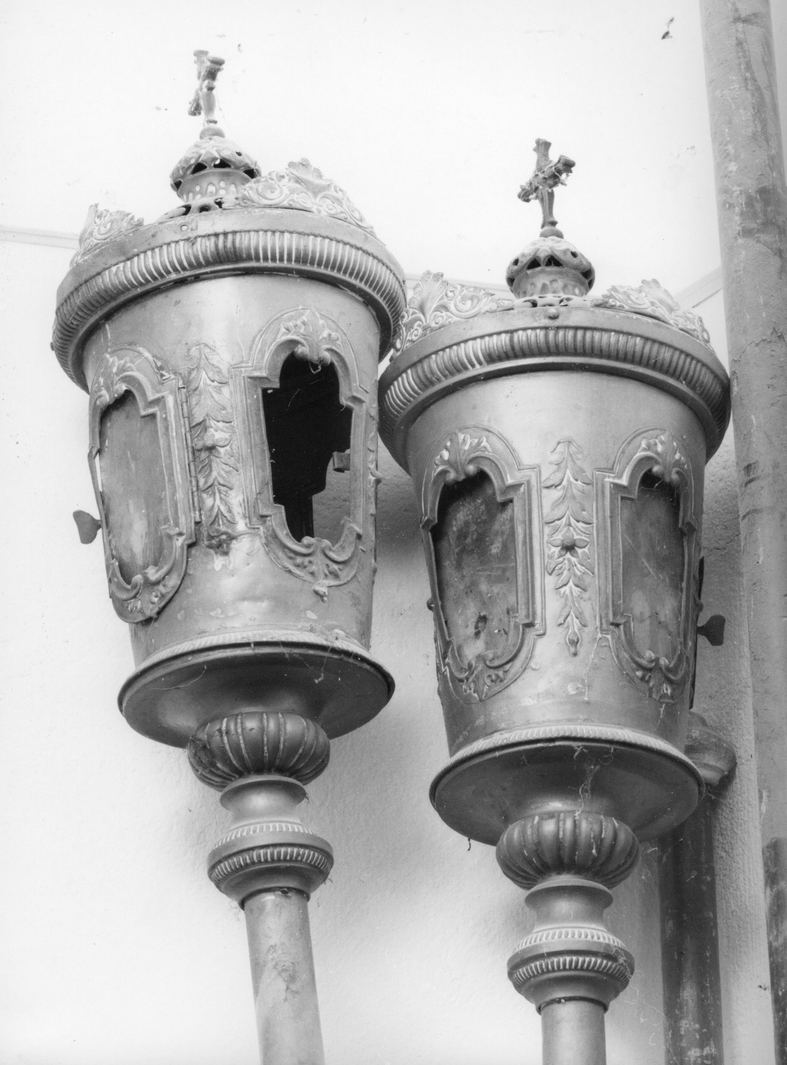 lanterna processionale, serie - bottega toscana (fine/inizio secc. XIX/ XX)