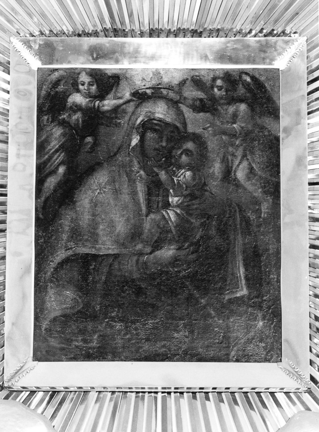 Madonna del Giglio, Madonna con Bambino e angeli (dipinto) - ambito toscano (sec. XVIII)