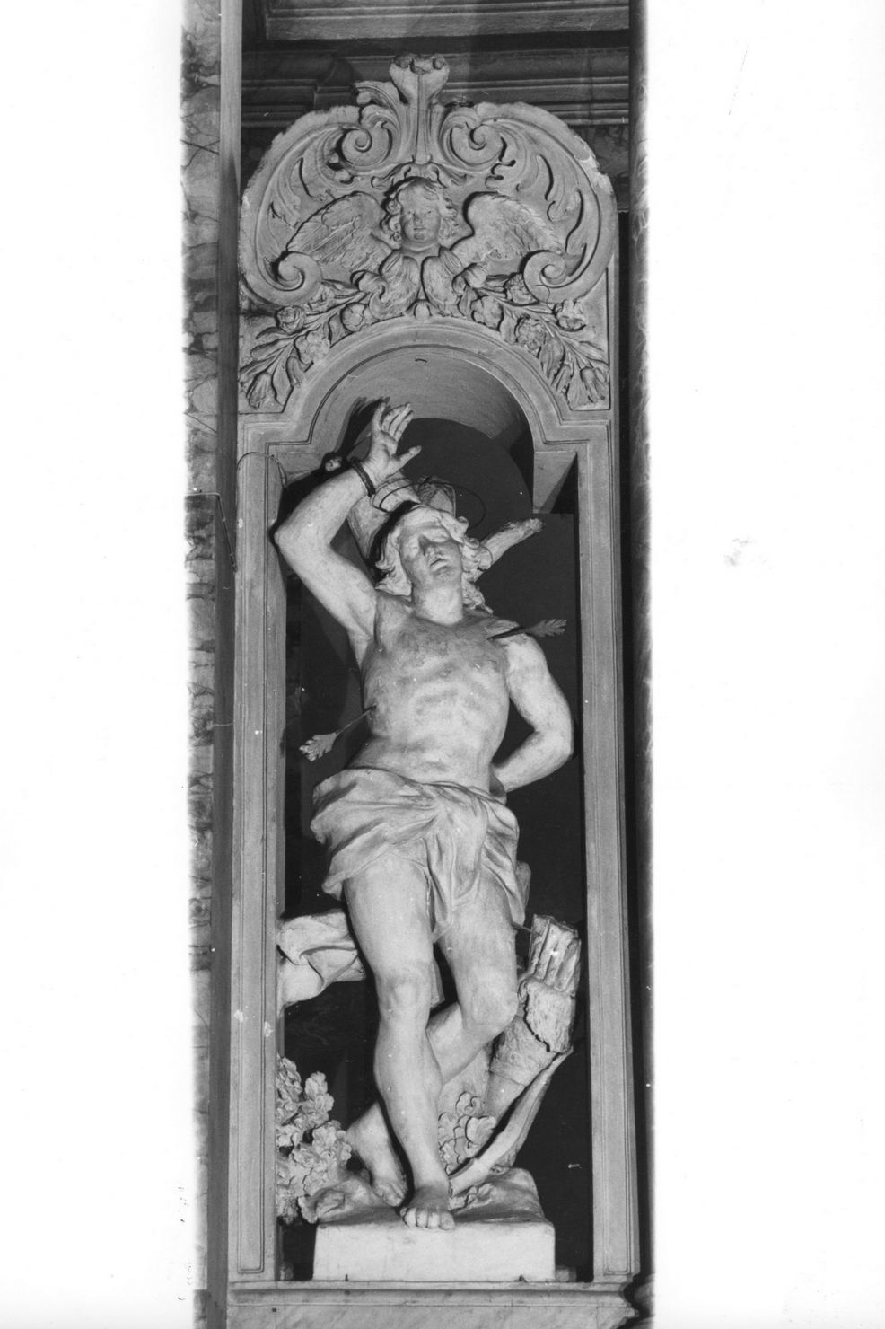 San Sebastiano (statua, elemento d'insieme) di Mazzuoli Francesco (bottega) (ultimo quarto sec. XVII)