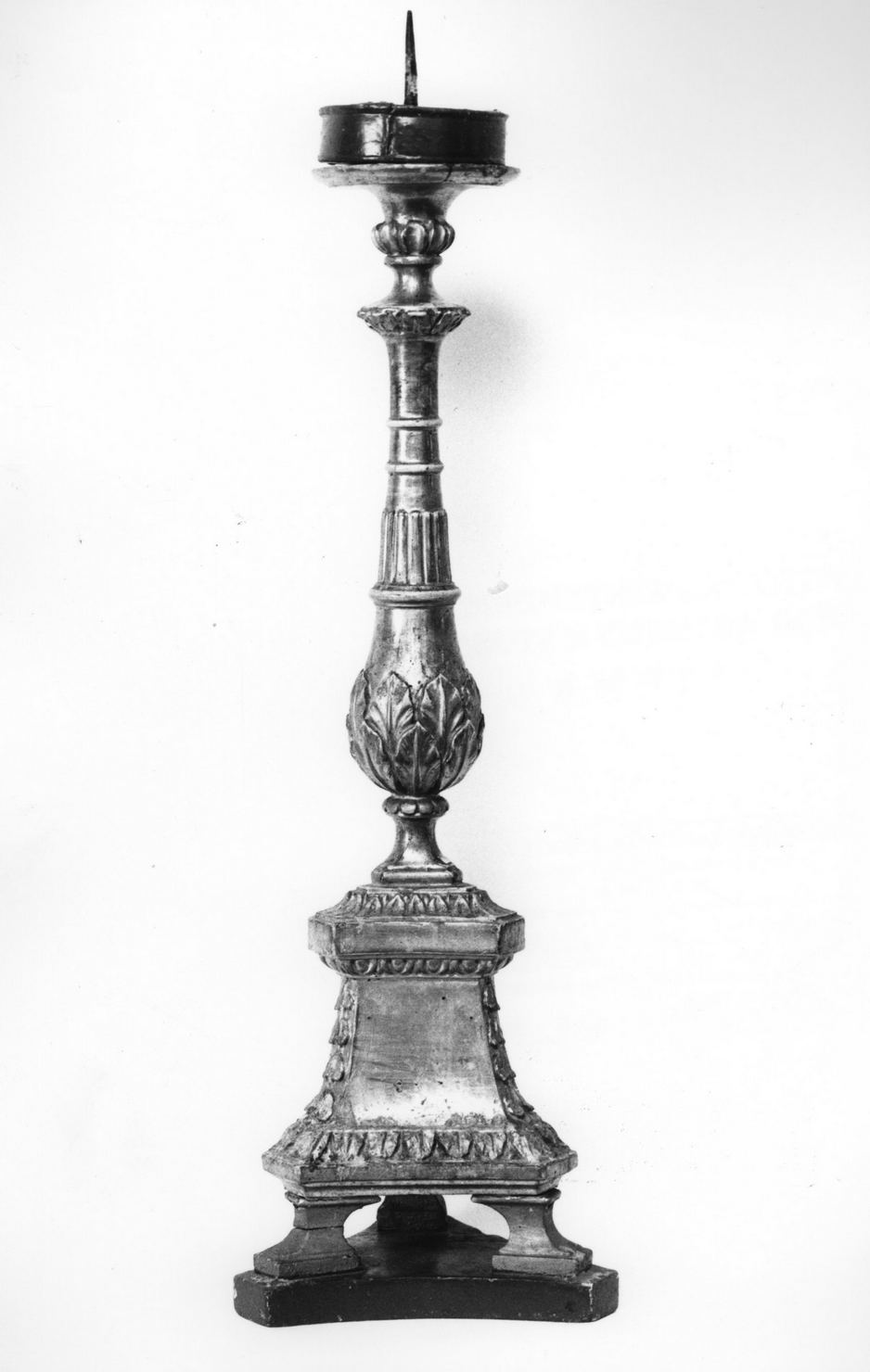candeliere d'altare, serie - bottega toscana (sec. XIX)