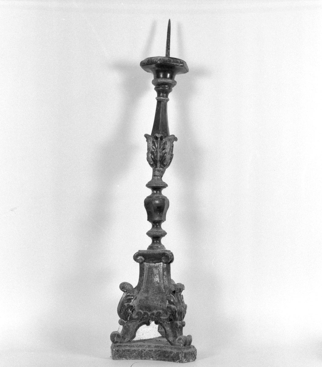 candeliere d'altare, opera isolata - bottega toscana (sec. XVIII)
