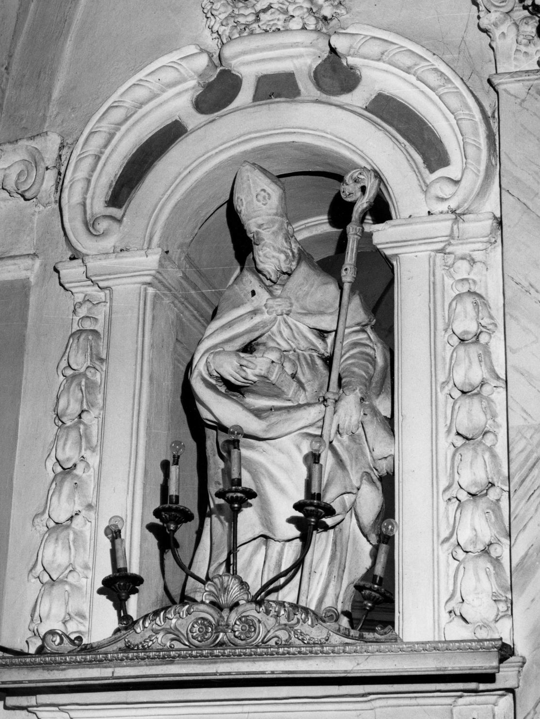 San Nicola di Bari (statua, elemento d'insieme) - bottega amiatina (sec. XVII)