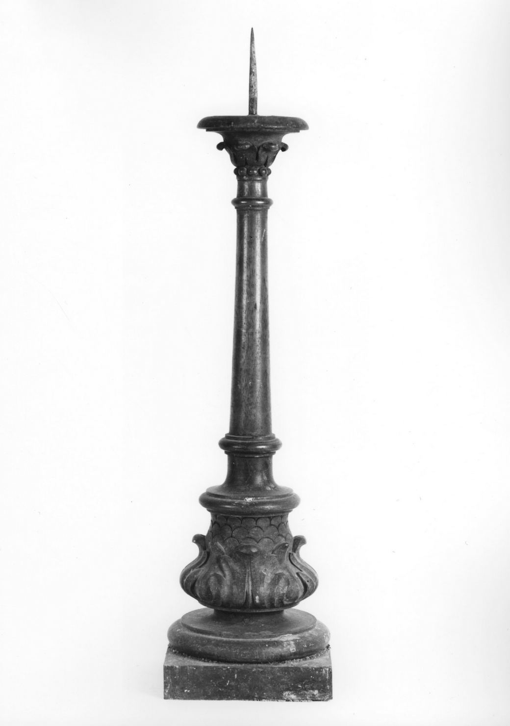 candeliere d'altare, serie - bottega toscana (prima metà sec. XX)