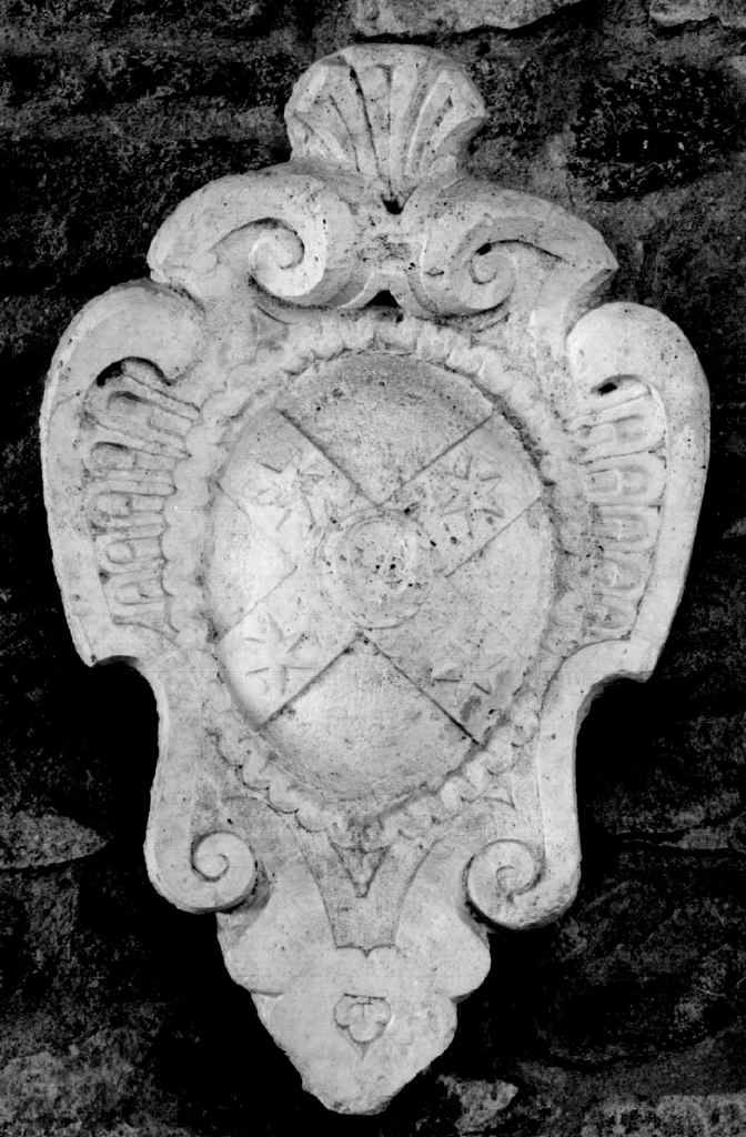 stemma gentilizio della famiglia Tinelli (rilievo) - bottega toscana (ultimo quarto sec. XVI)