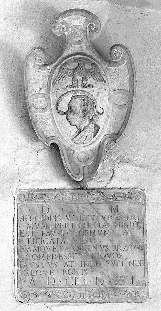 stemma gentilizio della famiglia Saracini (rilievo, elemento d'insieme) - bottega toscana (sec. XVI)