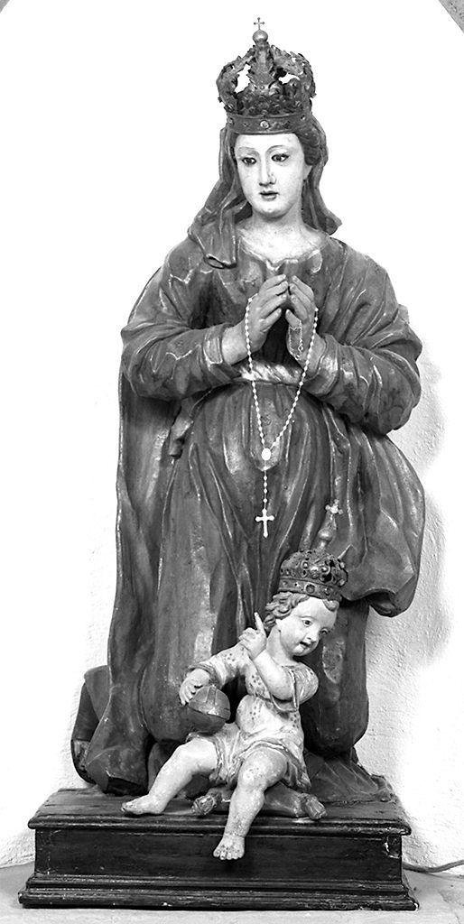Madonna delle Vigne, Madonna con Bambino (gruppo scultoreo) di Montini Ansano (sec. XVIII)