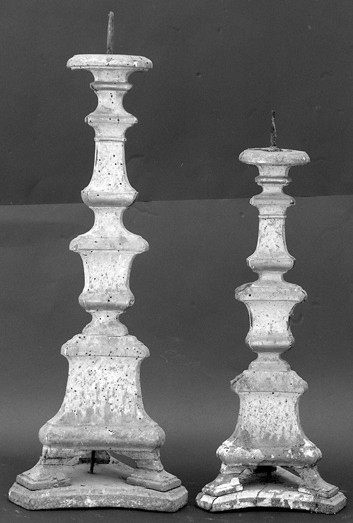 candeliere d'altare, serie - bottega toscana (sec. XVIII)