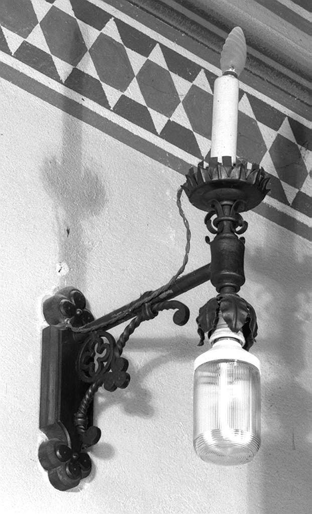candeliere da parete, serie - bottega senese (prima metà sec. XX)
