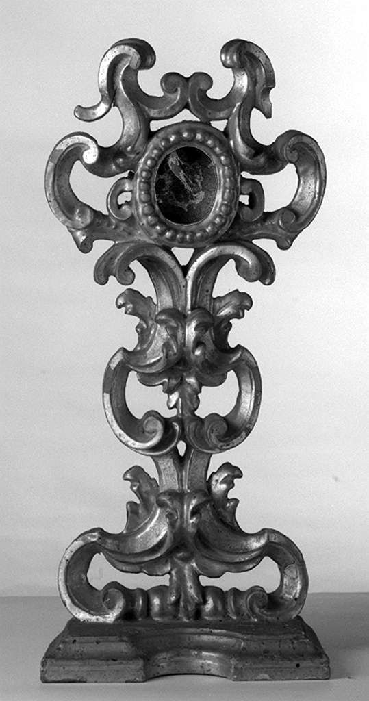 motivi decorativi vegetali (reliquiario - a ostensorio) - bottega toscana (prima metà sec. XVIII)