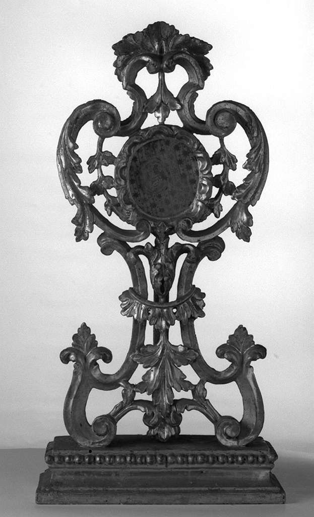 motivi decorativi vegetali (reliquiario - a ostensorio, serie) - bottega toscana (secc. XVIII/ XIX)