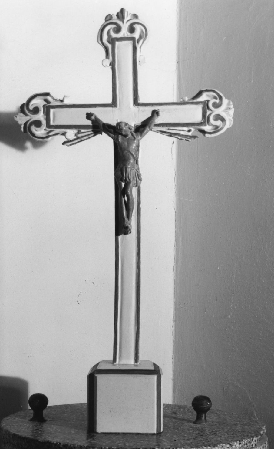 Cristo crocifisso (crocifisso) - bottega toscana (prima metà sec. XIX)