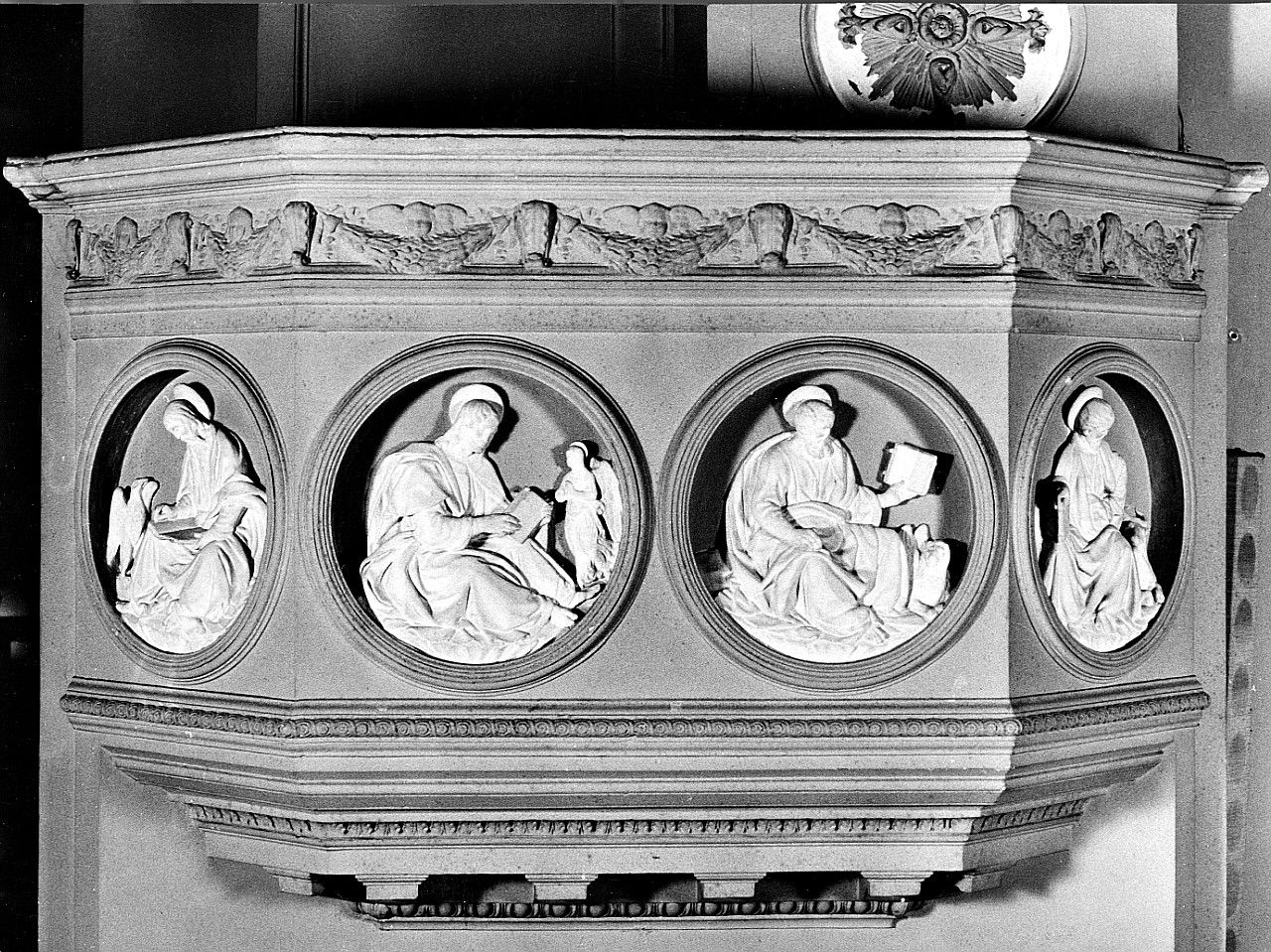 simboli dei quattro evangelisti (pulpito) - bottega toscana (seconda metà sec. XIX)
