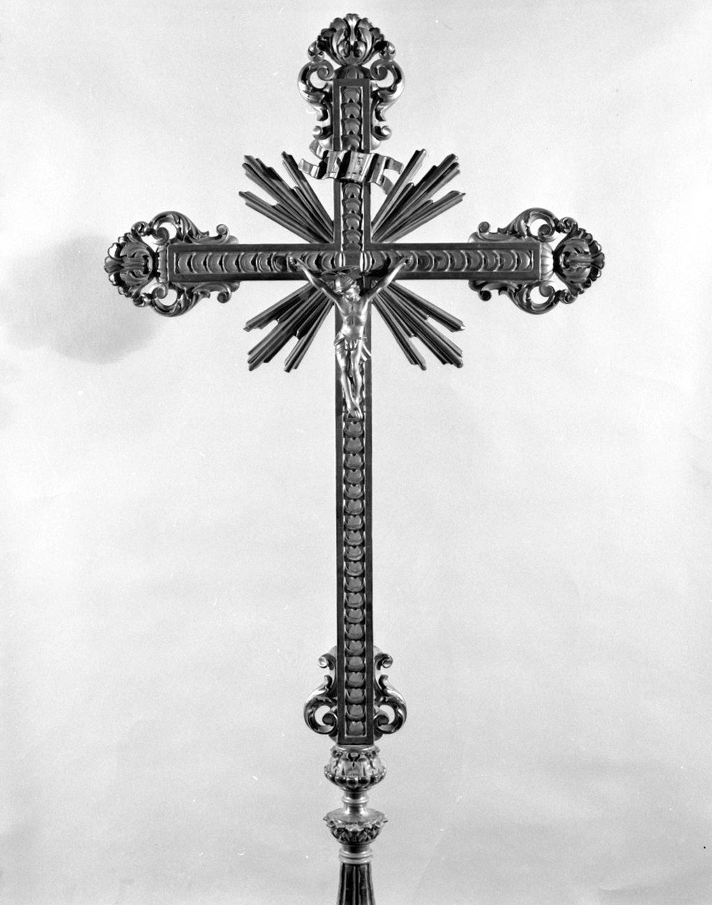 Cristo crocifisso (croce d'altare, elemento d'insieme) - bottega toscana (sec. XIX)