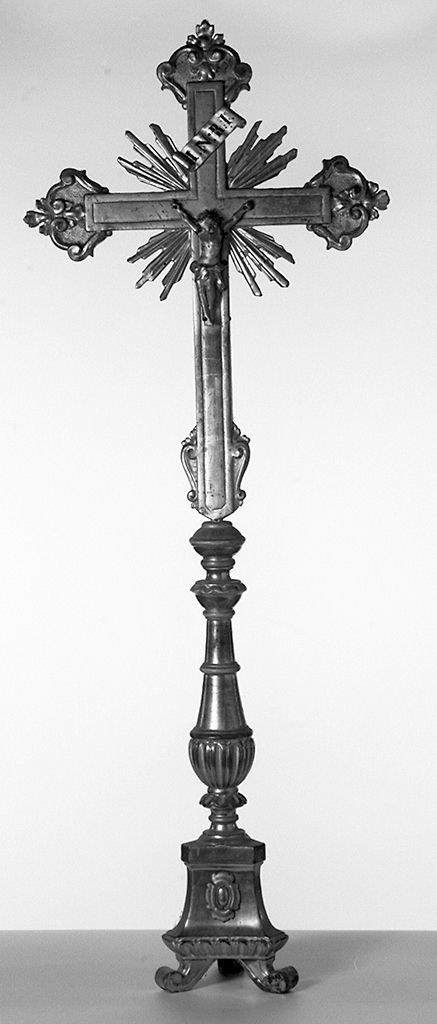 Cristo crocifisso (croce d'altare) - bottega toscana (prima metà sec. XIX)