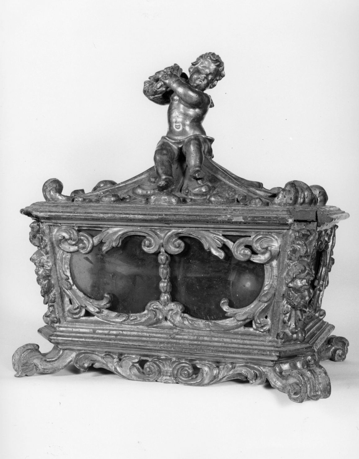 reliquiario a teca - a urna, serie di Montini Pietro (sec. XVII)