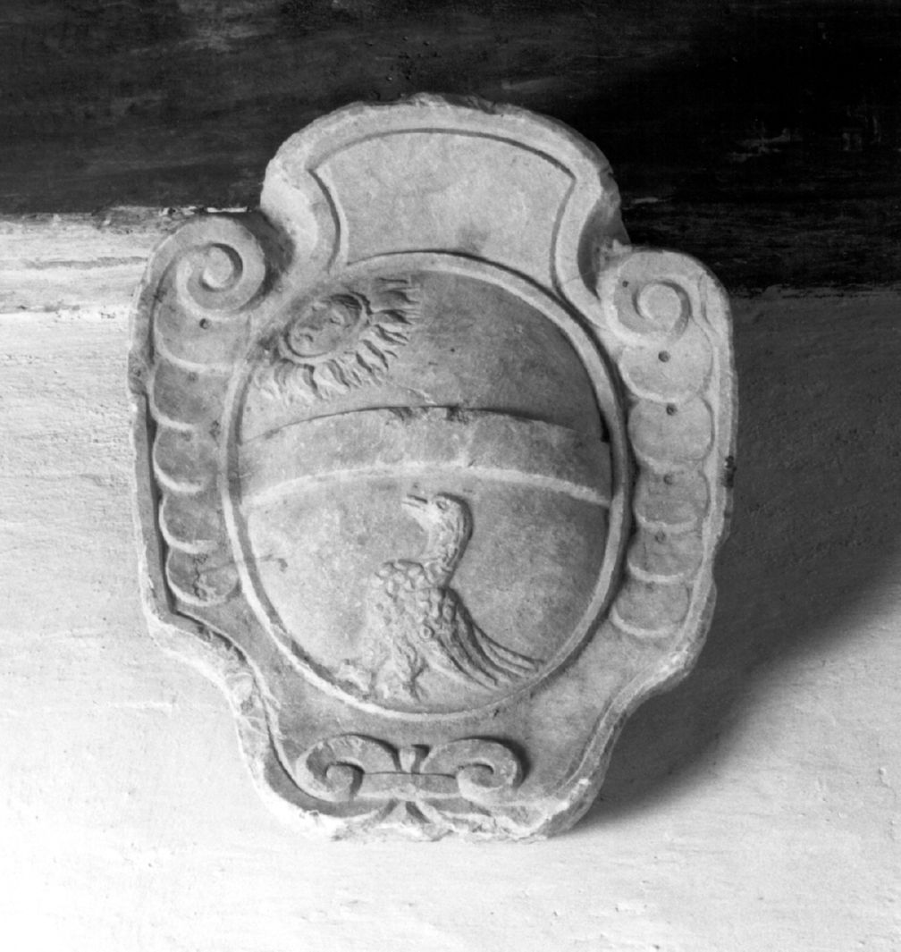 stemma gentilizio (rilievo) - bottega senese (prima metà sec. XVII)