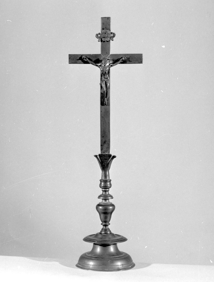 Cristo crocifisso (croce d'altare) - bottega italiana (sec. XVIII)