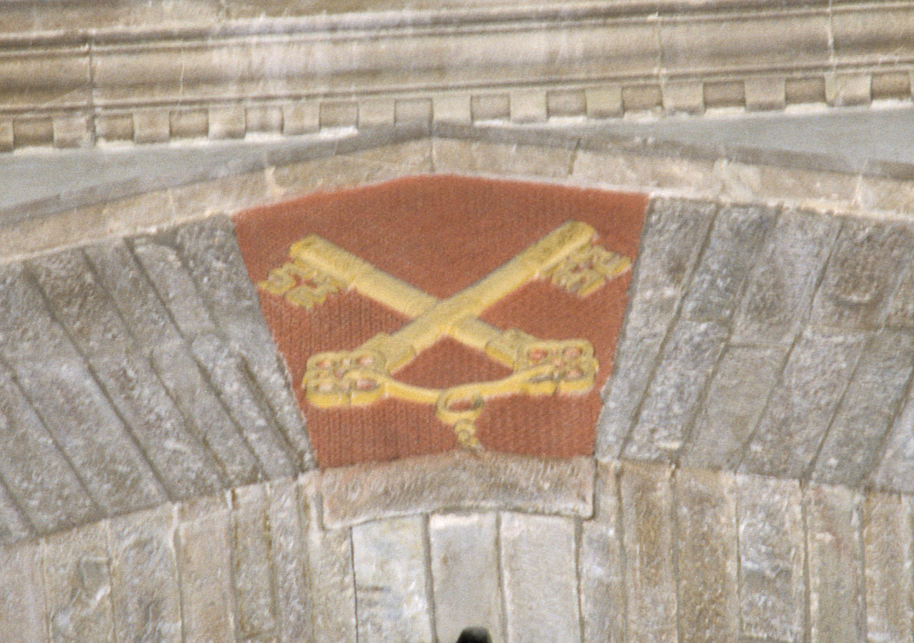 arme dello Stato pontificio (rilievo) - bottega fiorentina (sec. XIV)