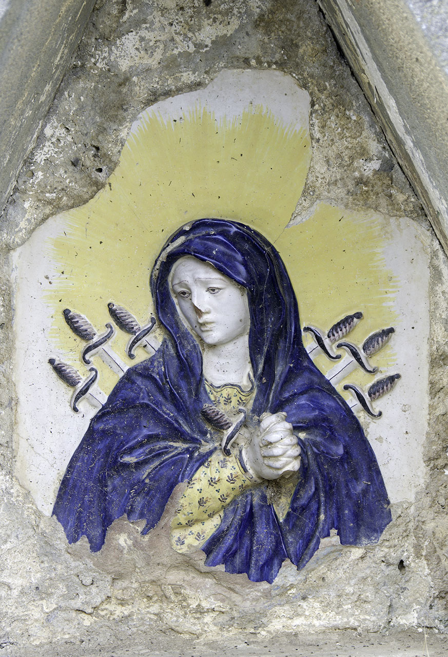 Madonna dei Sette Dolori, Madonna trafitta da sette spade (rilievo) - manifattura di Doccia (sec. XIX)