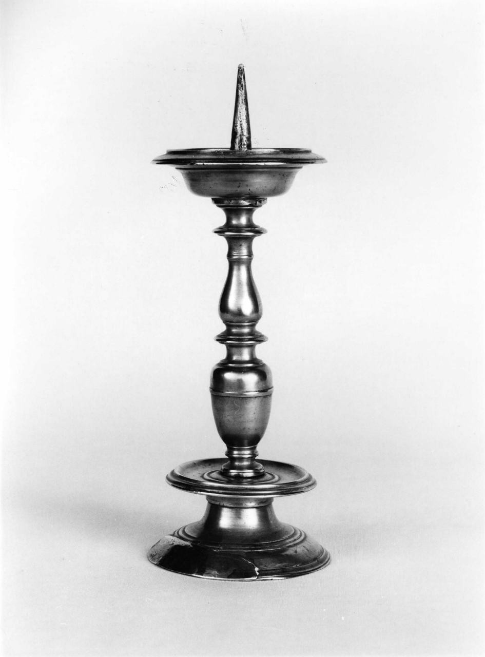 candeliere, serie - bottega toscana (sec. XVII)