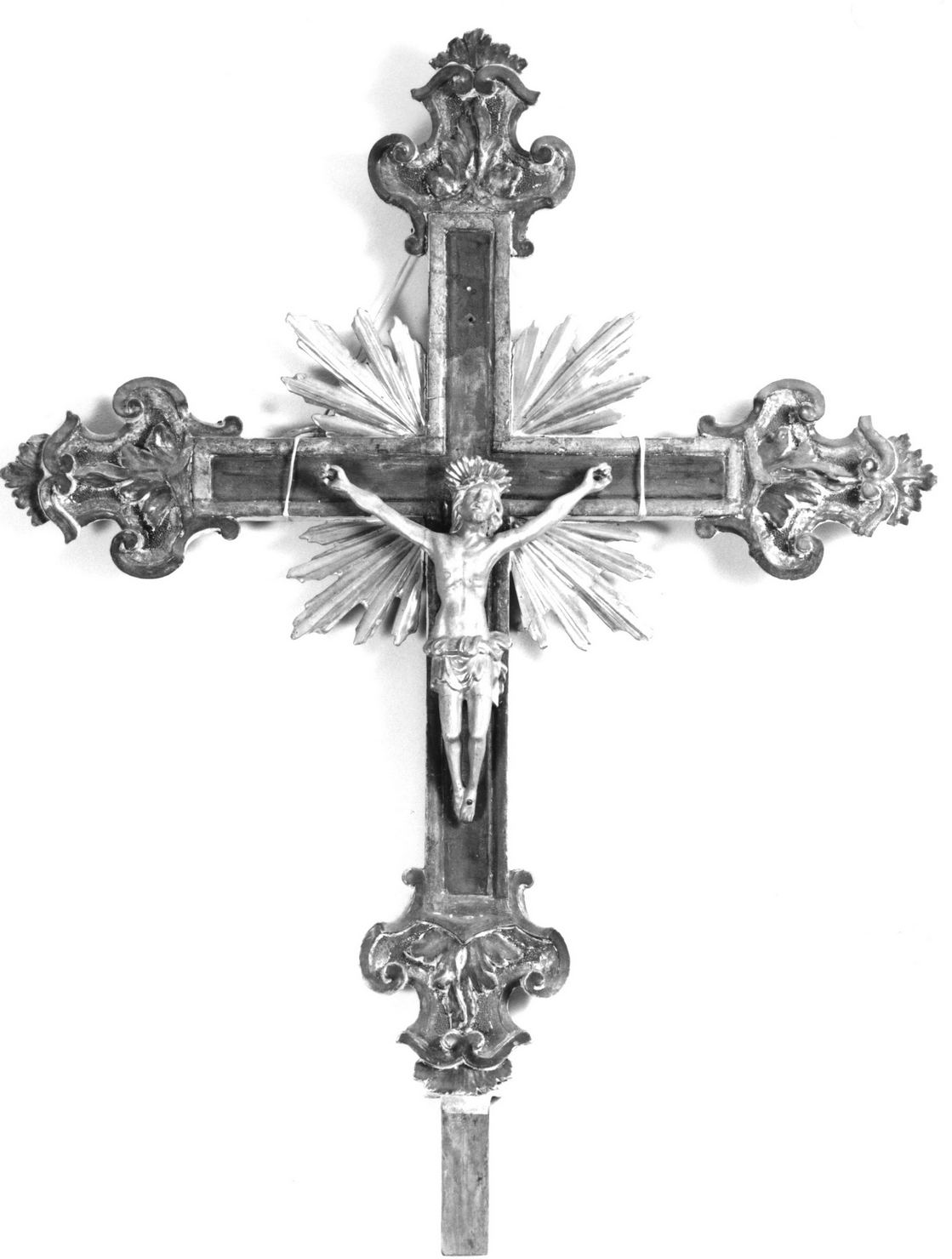 Cristo crocifisso (croce d'altare, opera isolata) - bottega toscana (primo quarto sec. XIX)