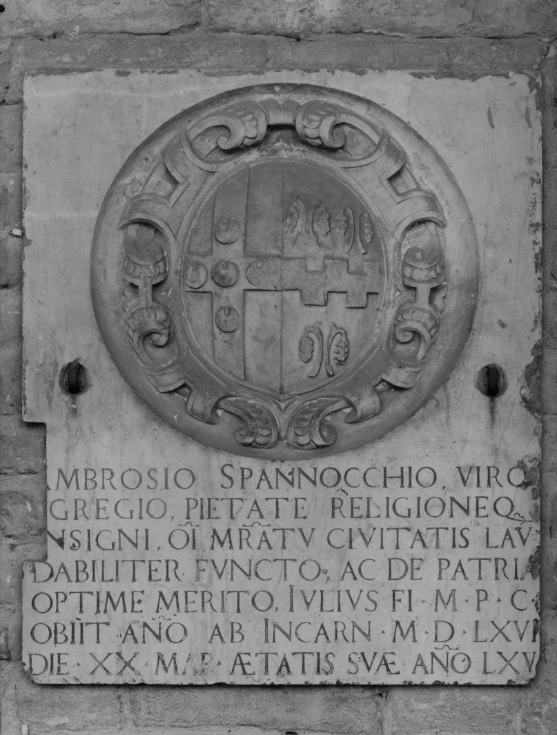 stemma gentilizio della famiglia Spannocchi (lapide tombale) - bottega senese (sec. XVI)