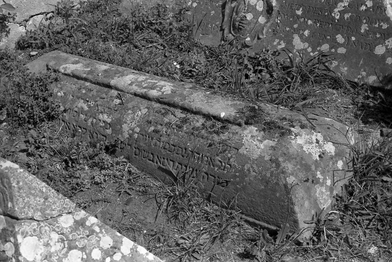 monumento funebre - bottega toscana (ultimo quarto sec. XVII)