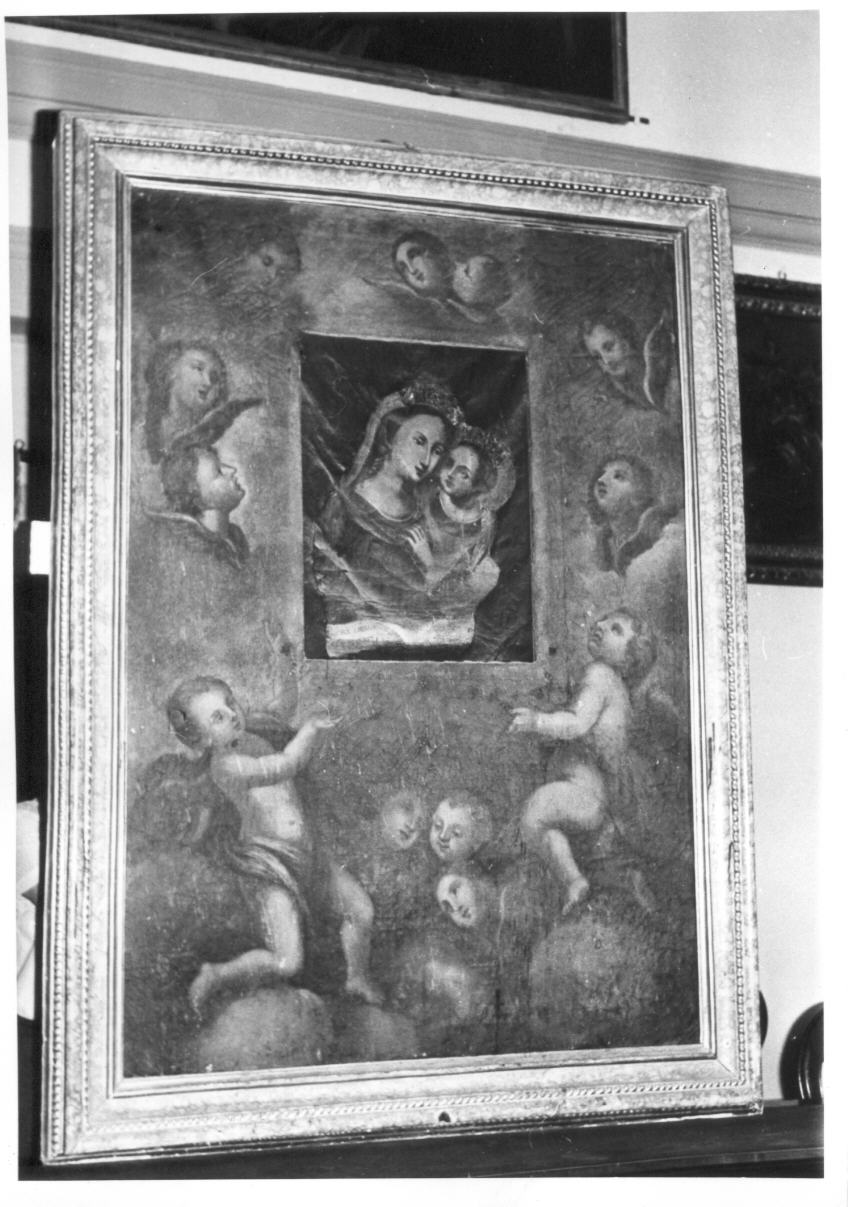 quadro della Madonna del Buon Consiglio portato in volo da angeli (dipinto, insieme) - ambito umbro (prima metà, primo quarto sec. XVII, sec. XVIII)