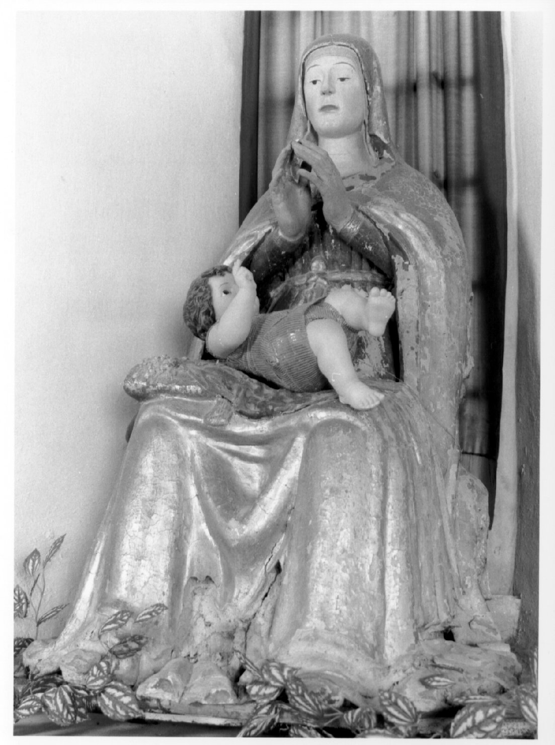 Madonna con Bambino (statua, opera isolata) - bottega toscana (primo quarto sec. XVIII)