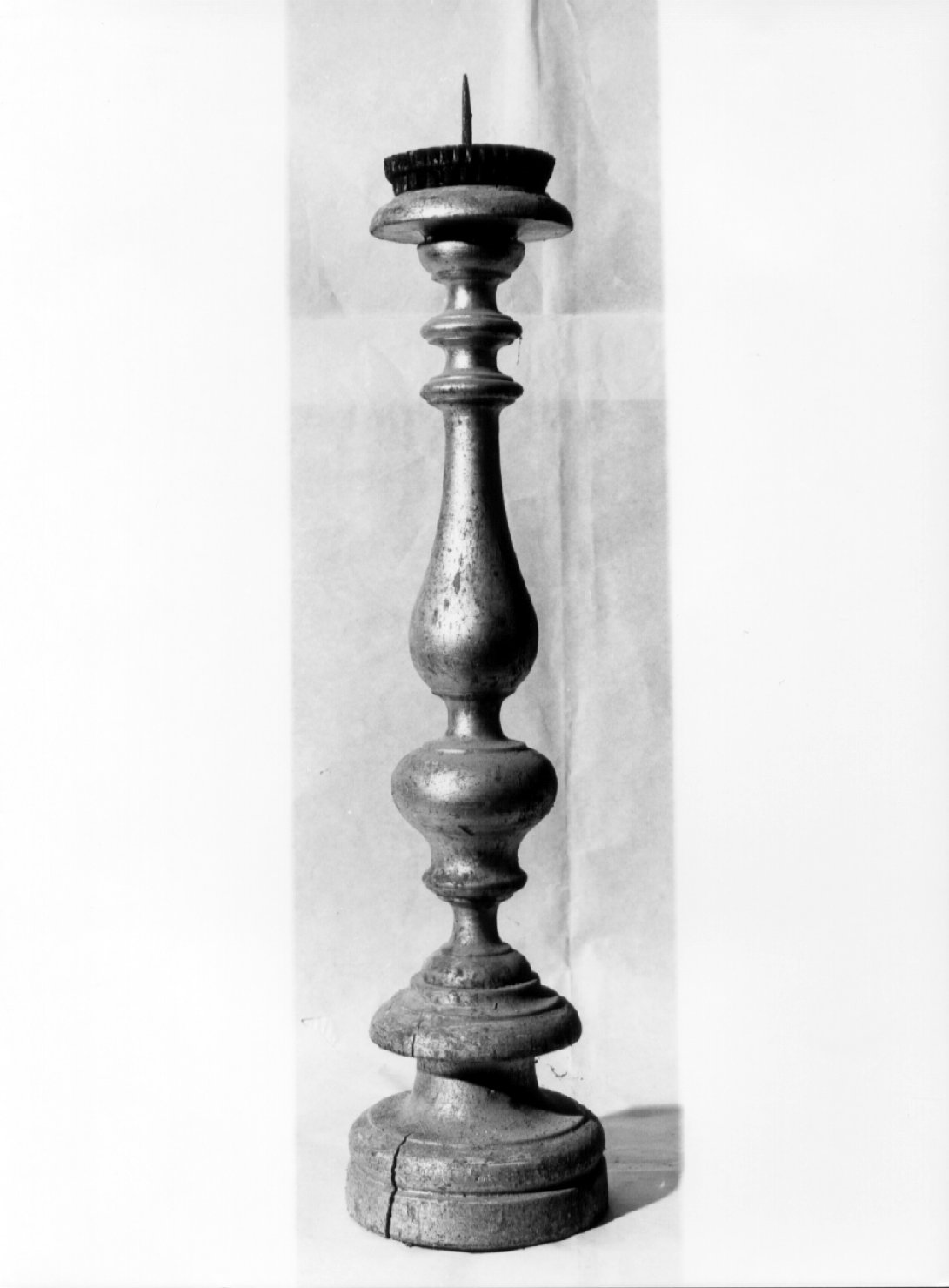 candelabro, serie - bottega umbra (prima metà sec. XVII)