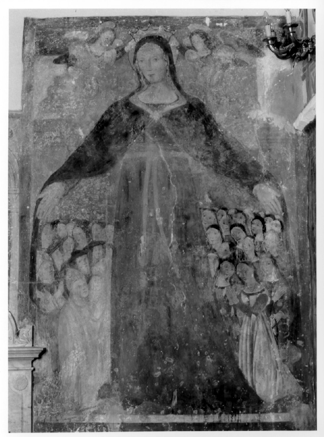 Madonna della Misericordia (dipinto, opera isolata) - ambito umbro (prima metà sec. XVI)