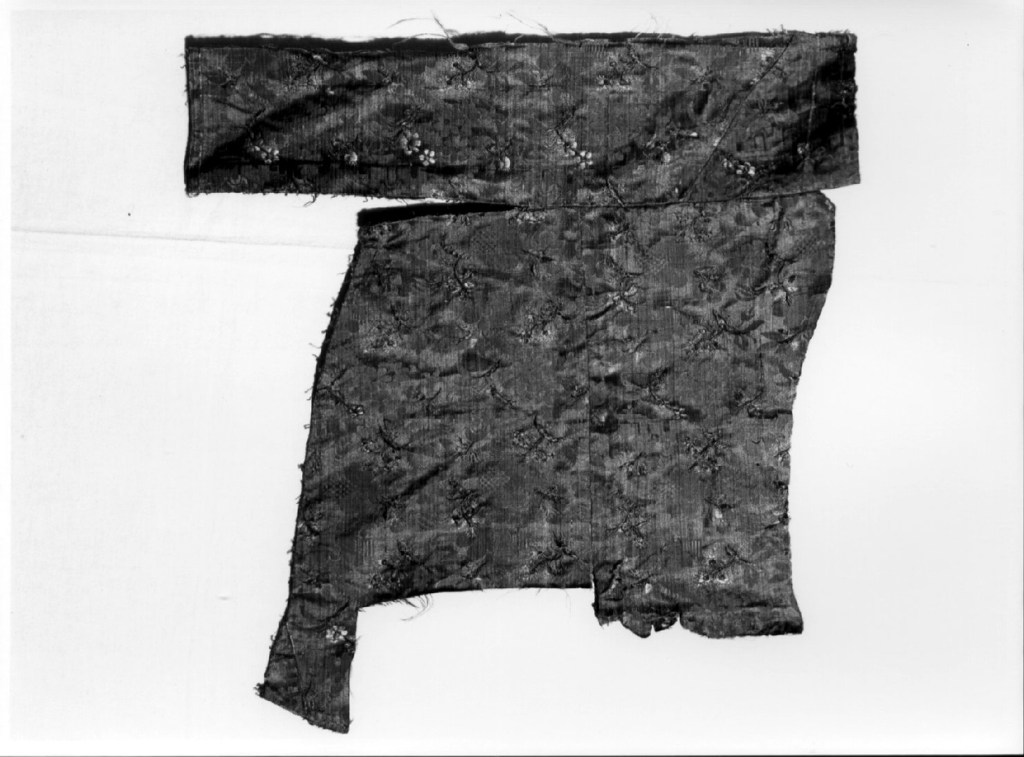 abito femminile, frammento - manifattura italiana (metà sec. XVIII)