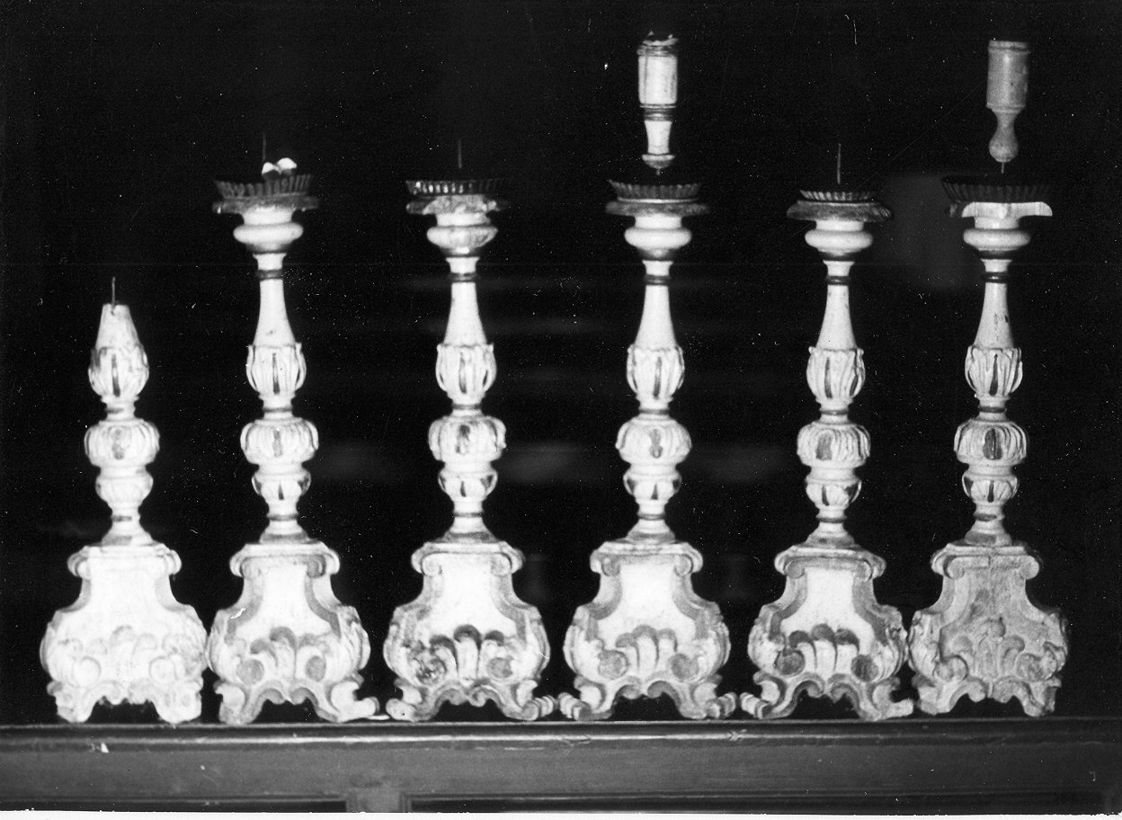 candeliere, serie - bottega umbra (sec. XVIII)