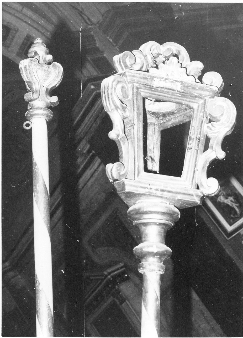 lanterna processionale, serie - bottega Italia centrale (sec. XVIII)