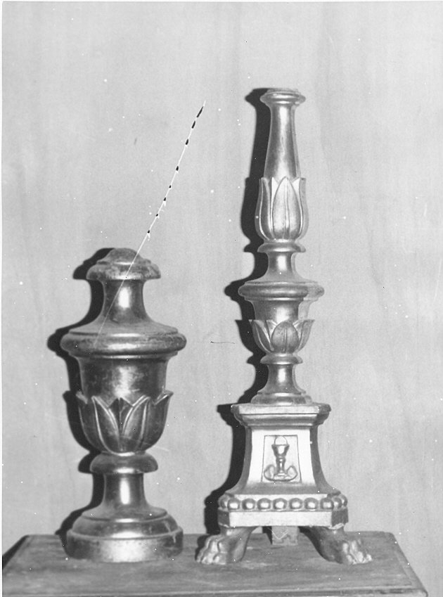vaso d'altare per composizione floreale, serie - bottega Italia centrale (sec. XIX)
