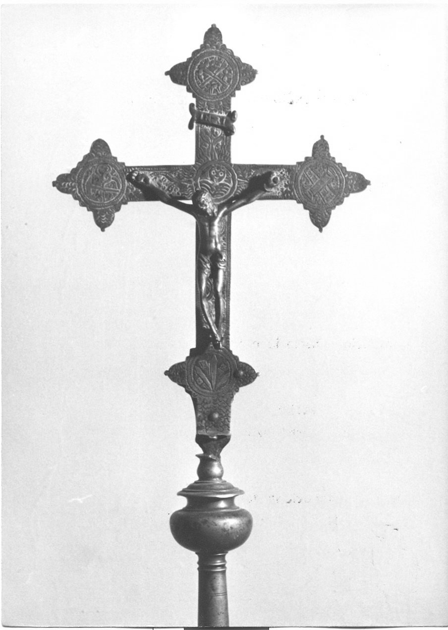 croce d'altare, opera isolata - bottega Italia centrale (inizio sec. XVII)