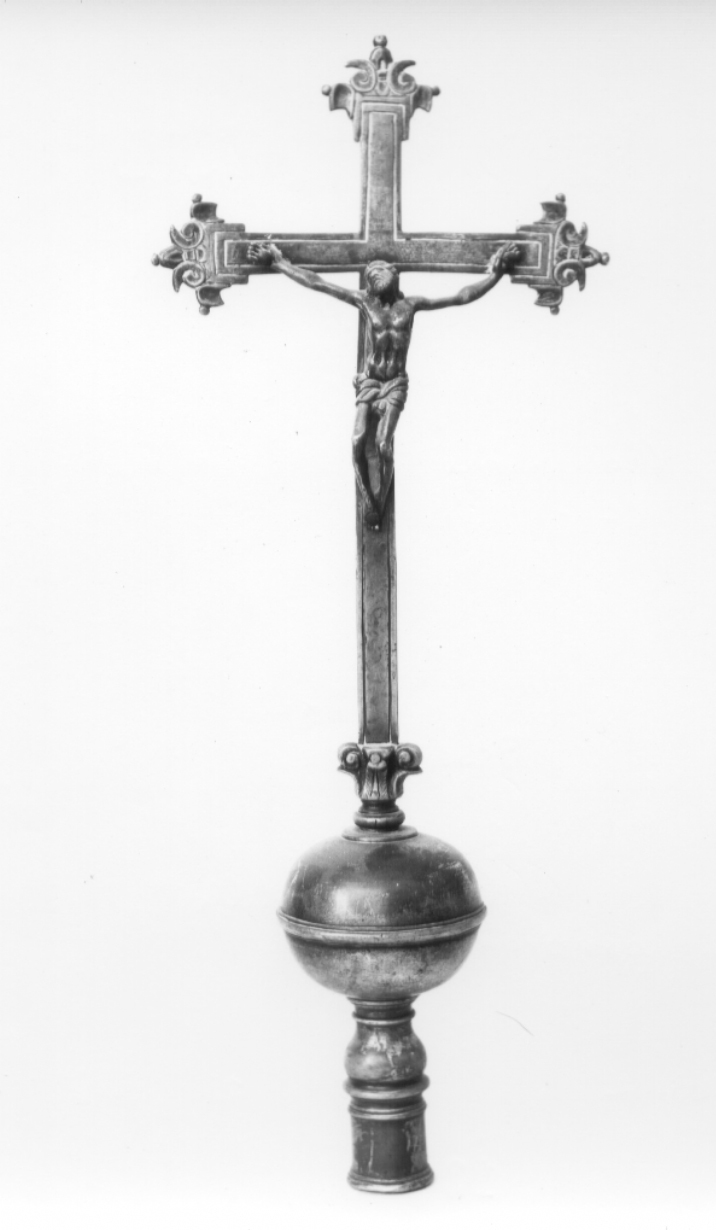 Cristo crocifisso (croce processionale, opera isolata) - bottega Italia centrale (metà sec. XVII)