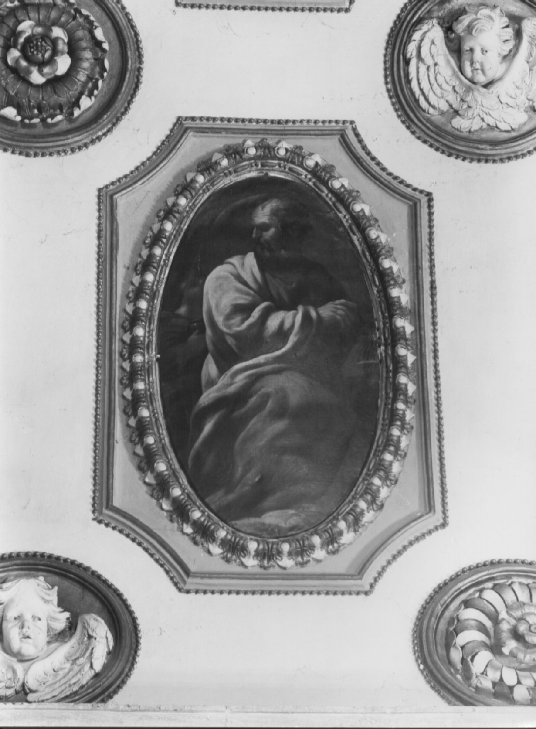 San Matteo Evangelista (dipinto, complesso decorativo) di Refini Francesco (attribuito), Fontana Giovanni da Foligno (attribuito) (ultimo quarto sec. XVII)