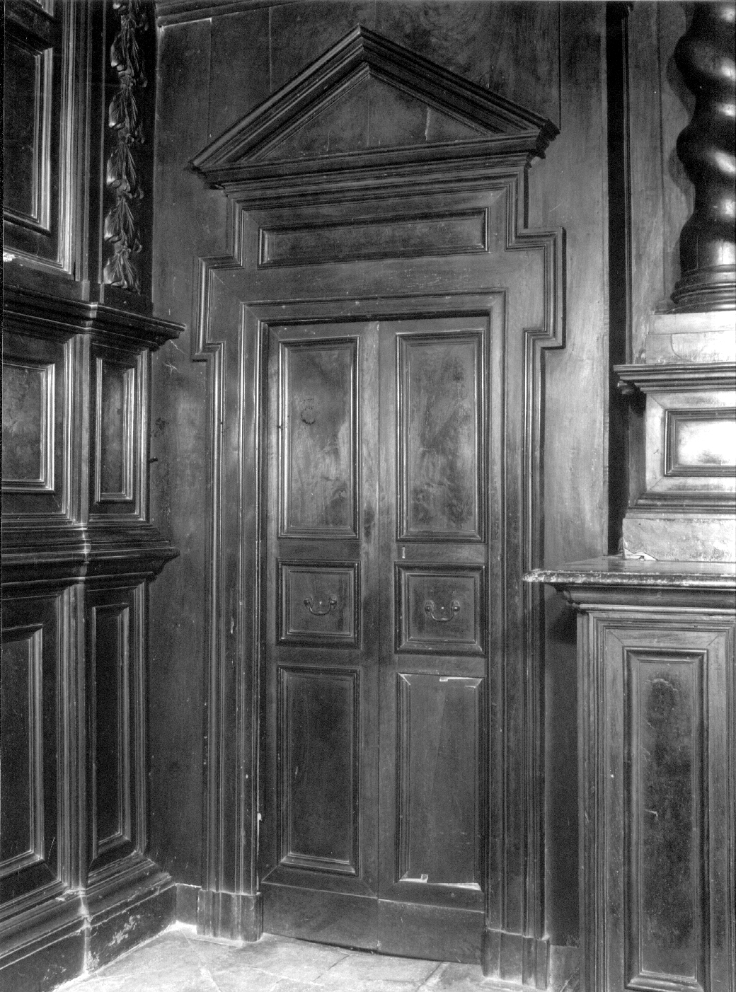 porta, coppia di Monti Antonio (attribuito) (primo quarto sec. XVIII)